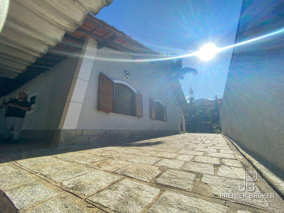 Imagem Casa com 3 Quartos à Venda, 165 m² em Comary - Teresópolis Imagem Casa com 3 Quartos à Venda, 165 m² em Comary - Teresópolis