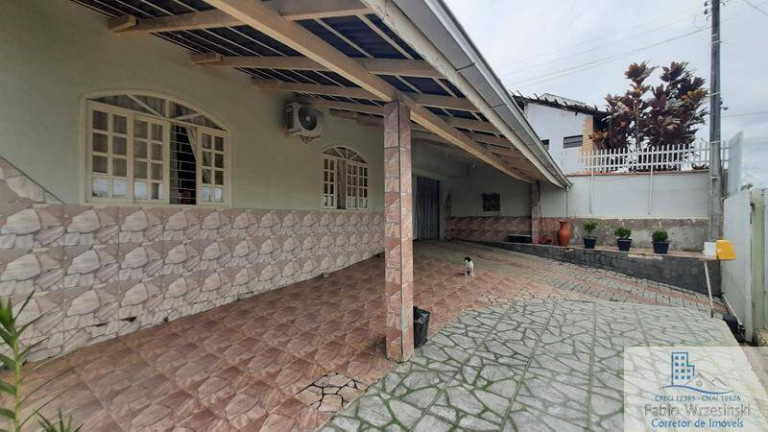 Imagem Casa com 4 Quartos à Venda, 187 m² em Jarivatuba - Joinville Imagem Casa com 4 Quartos à Venda, 187 m² em Jarivatuba - Joinville