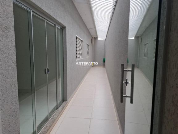 Imagem Casa com 3 Quartos à Venda, 200 m² Imagem Casa com 3 Quartos à Venda, 200 m²