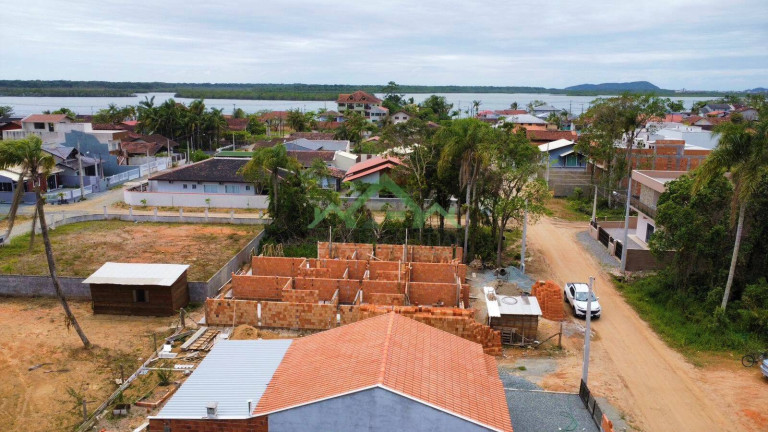 Imagem Casa com 3 Quartos à Venda, 73 m² em Costeira - Balneário Barra Do Sul Imagem Casa com 3 Quartos à Venda, 73 m² em Costeira - Balneário Barra Do Sul
