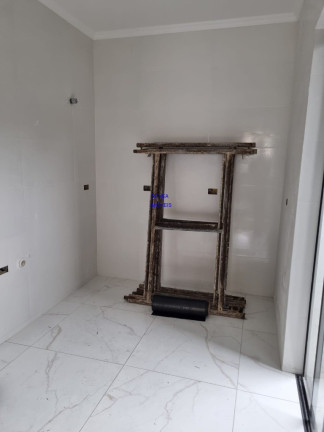 Imagem Sobrado com 3 Quartos à Venda, 76 m² em Campo De Santana - Curitiba