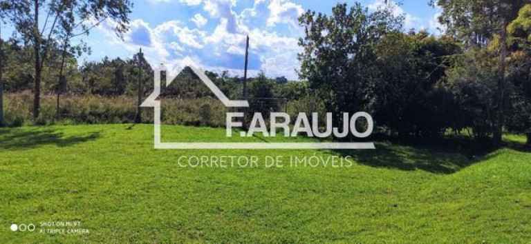 Imagem Imóvel com 3 Quartos à Venda, 5.250 m² em Campo Do Meio - Araçoiaba Da Serra Imagem Imóvel com 3 Quartos à Venda, 5.250 m² em Campo Do Meio - Araçoiaba Da Serra