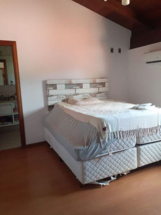 Imagem Casa com 4 Quartos à Venda, 430 m² em Jurerê - Florianópolis Imagem Casa com 4 Quartos à Venda, 430 m² em Jurerê - Florianópolis
