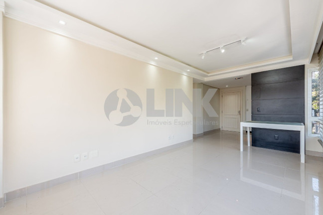 Imagem Apartamento com 2 Quartos à Venda, 67 m² em Moinhos De Vento - Porto Alegre