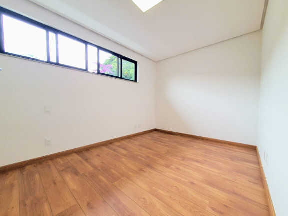 Imagem Casa com 3 Quartos à Venda, 170 m² em Carlos Guinle - Teresópolis