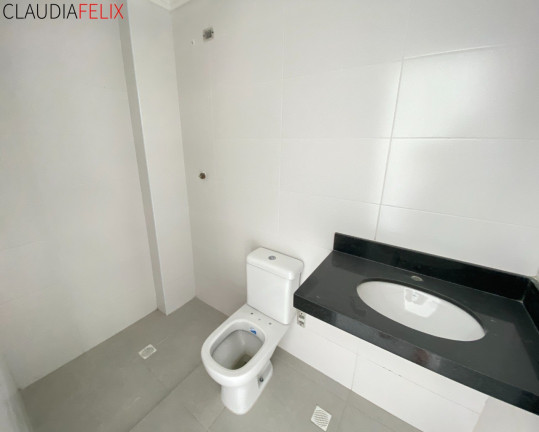 Imagem Imóvel com 2 Quartos à Venda, 93 m² em Guilhermina - Praia Grande Imagem Imóvel com 2 Quartos à Venda, 93 m² em Guilhermina - Praia Grande