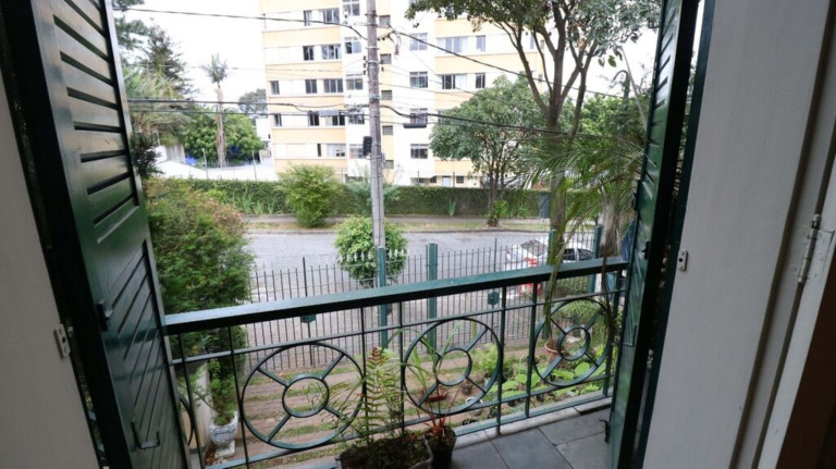 Imagem Imóvel com 4 Quartos à Venda, em Butantã - São Paulo Imagem Imóvel com 4 Quartos à Venda, em Butantã - São Paulo