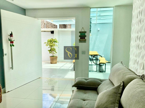 Imagem Casa com 3 Quartos à Venda, 250 m² em Agriões - Teresópolis Imagem Casa com 3 Quartos à Venda, 250 m² em Agriões - Teresópolis