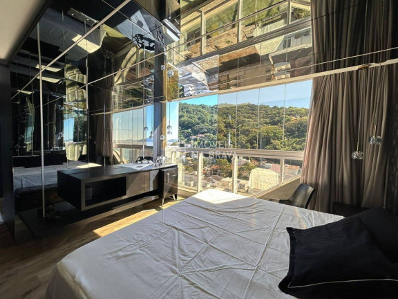 Imagem Cobertura com 3 Quartos à Venda, 220 m² em Cabeçudas - Itajaí Imagem Cobertura com 3 Quartos à Venda, 220 m² em Cabeçudas - Itajaí