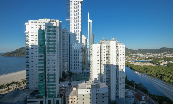 Imagem Cobertura com 5 Quartos à Venda, 261 m² em Barra Sul - Balneário Camboriú Imagem Cobertura com 5 Quartos à Venda, 261 m² em Barra Sul - Balneário Camboriú