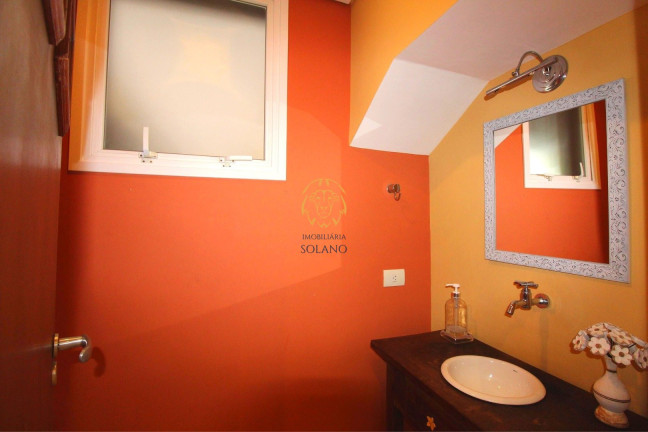 Imagem Casa com 4 Quartos à Venda, 938 m² em Santa Cândida - Curitiba