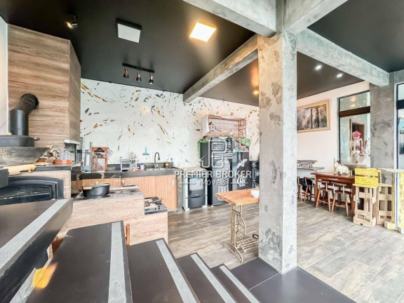 Imagem Casa com 3 Quartos à Venda, 200 m² em Albuquerque - Teresópolis Imagem Casa com 3 Quartos à Venda, 200 m² em Albuquerque - Teresópolis