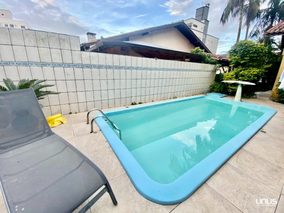 Imagem Casa com 4 Quartos à Venda, 180 m² em Jardim Cidade De Florianópolis - São José Imagem Casa com 4 Quartos à Venda, 180 m² em Jardim Cidade De Florianópolis - São José
