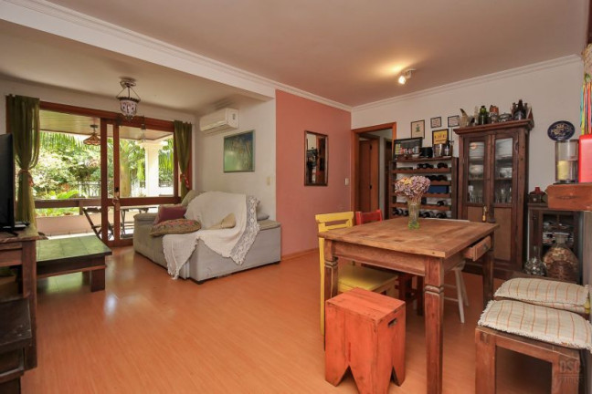 Apartamento com 4 Quartos à Venda, 135 m² em Ipanema - Porto Alegre