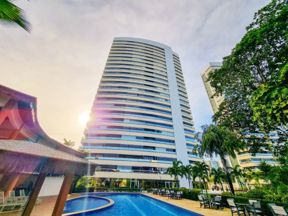 Apartamento com 4 Quartos à Venda, 248 m² em Guararapes - Fortaleza