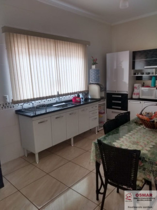 Imagem Casa com 3 Quartos à Venda, 188 m² em Jardim Dos Ipes - Cosmorama
