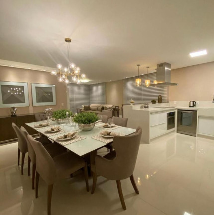Apartamento com 3 Quartos à Venda, 126 m² em Centro - Balneário Camboriú