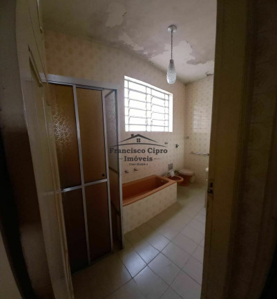 Imagem Sobrado à Venda, 404 m² em Centro - Guaratinguetá Imagem Sobrado à Venda, 404 m² em Centro - Guaratinguetá