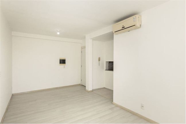 Imagem Imóvel com 3 Quartos à Venda, em Tristeza - Porto Alegre Imagem Imóvel com 3 Quartos à Venda, em Tristeza - Porto Alegre
