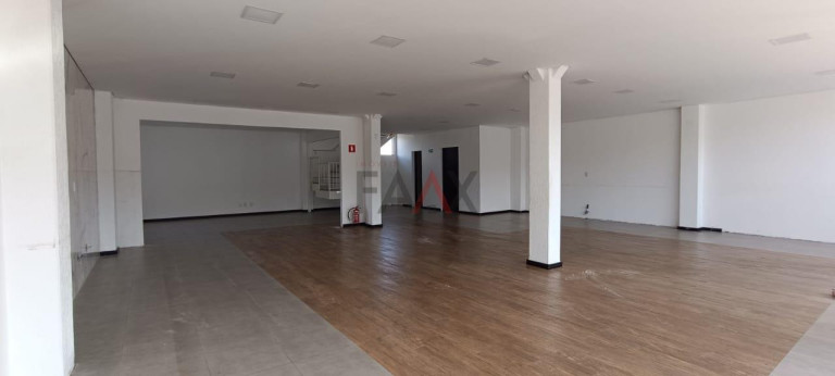 Imagem Imóvel Comercial para Alugar, 330 m² em Centro - Guarapuava Imagem Imóvel Comercial para Alugar, 330 m² em Centro - Guarapuava