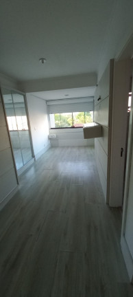 Imagem Imóvel com 3 Quartos à Venda, 108 m² em Jardim Itu - Porto Alegre Imagem Imóvel com 3 Quartos à Venda, 108 m² em Jardim Itu - Porto Alegre