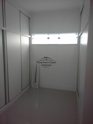 Imagem Sobrado com 4 Quartos à Venda, 300 m² em Jardim Bela Vista - Guaratinguetá Imagem Sobrado com 4 Quartos à Venda, 300 m² em Jardim Bela Vista - Guaratinguetá