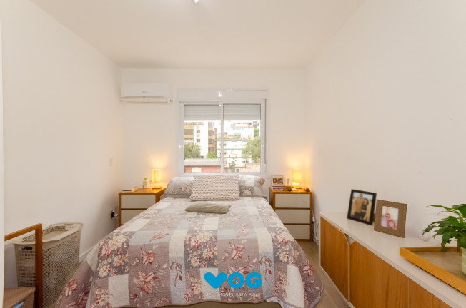 Imagem Imóvel com 3 Quartos à Venda, 65 m² em Petrópolis - Porto Alegre