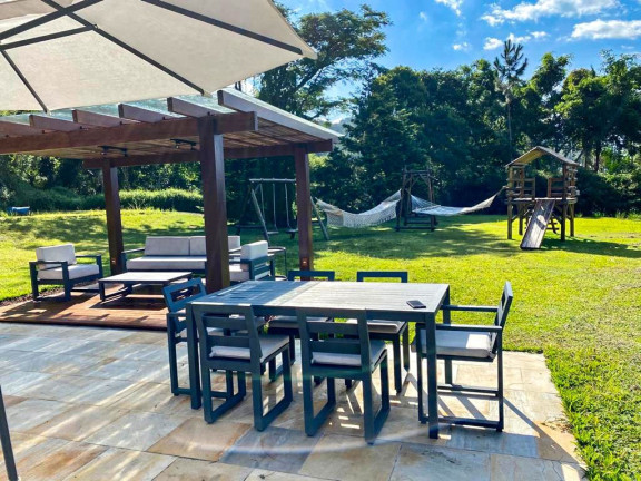 Imagem Imóvel com 9 Quartos à Venda, 220.000 m² em Serrinha - Teresópolis Imagem Imóvel com 9 Quartos à Venda, 220.000 m² em Serrinha - Teresópolis