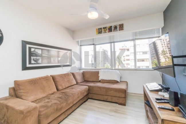 Imagem Apartamento com 3 Quartos à Venda, 82 m² em Mont Serrat - Porto Alegre Imagem Apartamento com 3 Quartos à Venda, 82 m² em Mont Serrat - Porto Alegre