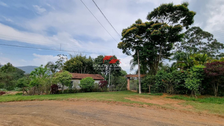 Imagem Chácara com 4 Quartos à Venda, 2.800 m² em Centro - Piracaia