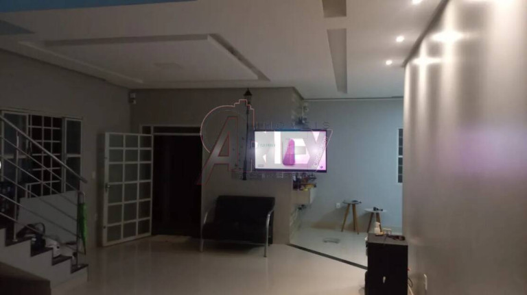 Imagem Casa com 4 Quartos à Venda, 234 m² em Jardim Olimpico - Montes Claros Imagem Casa com 4 Quartos à Venda, 234 m² em Jardim Olimpico - Montes Claros