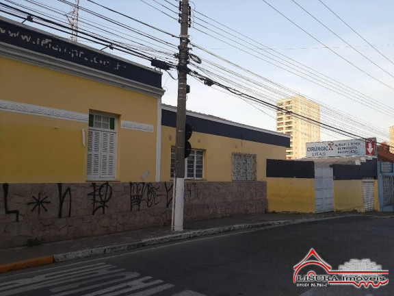 Imagem Casa com 4 Quartos à Venda, 336 m² em Centro - Jacareí Imagem Casa com 4 Quartos à Venda, 336 m² em Centro - Jacareí