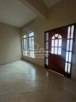Imagem Sobrado com 8 Quartos à Venda, 224 m² em Centro - Taubaté Imagem Sobrado com 8 Quartos à Venda, 224 m² em Centro - Taubaté
