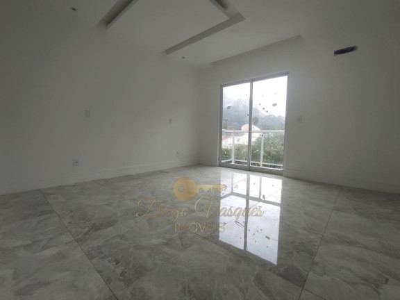 Imagem Casa com 4 Quartos à Venda, 240 m² em Green Valleiy - Teresópolis Imagem Casa com 4 Quartos à Venda, 240 m² em Green Valleiy - Teresópolis