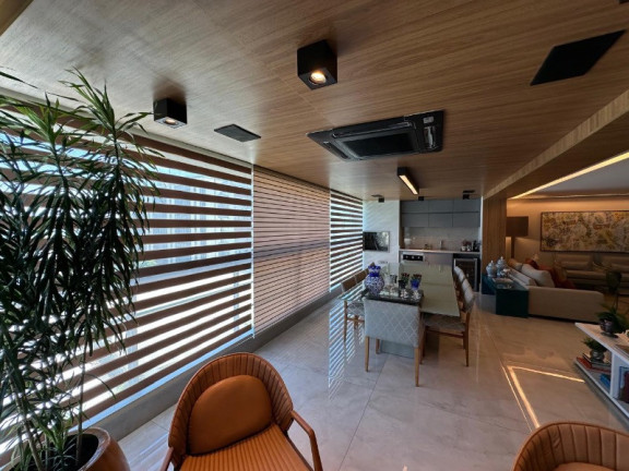 Imagem Imóvel com 4 Quartos à Venda, 181 m² em Barra - Salvador Imagem Imóvel com 4 Quartos à Venda, 181 m² em Barra - Salvador