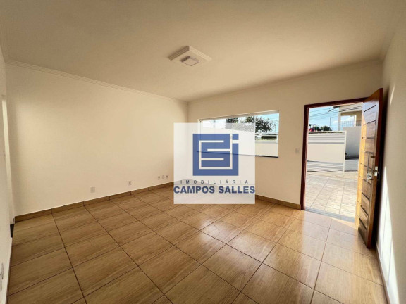Imagem Casa com 2 Quartos à Venda, 108 m² em Centro - Socorro