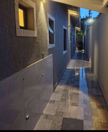 Imagem Casa com 4 Quartos à Venda, em Caiçara - Praia Grande Imagem Casa com 4 Quartos à Venda, em Caiçara - Praia Grande