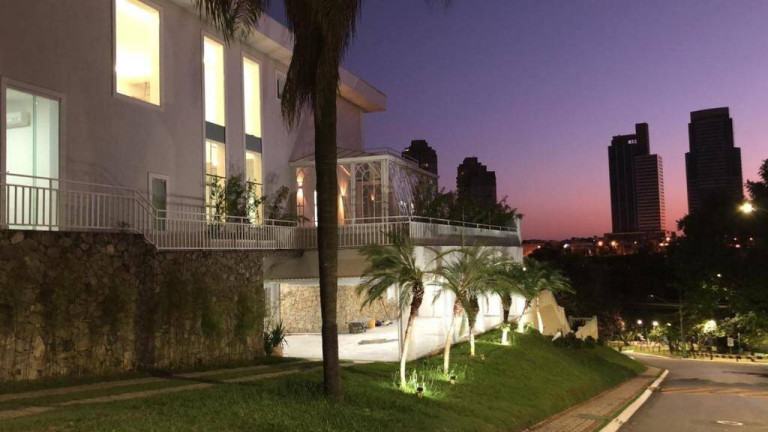 Imagem Casa com 4 Quartos para Alugar, 500 m² em Alphaville - Santana De Parnaíba