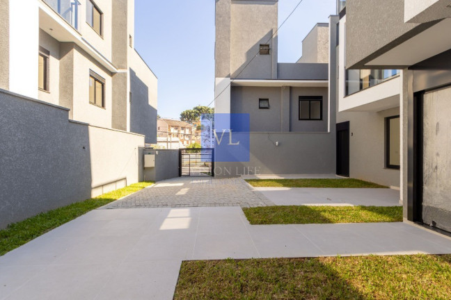 Casa com 3 Quartos à Venda, 110 m² em Pilarzinho - Curitiba