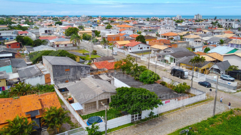 Casa com 13 Quartos à Venda, 510 m² em Centro - Balneário Rincão