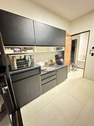 Imagem Casa com 4 Quartos à Venda, 185 m² em Cpa I - Cuiabá Imagem Casa com 4 Quartos à Venda, 185 m² em Cpa I - Cuiabá