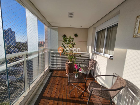 Imagem Apartamento com 3 Quartos à Venda, 130 m²