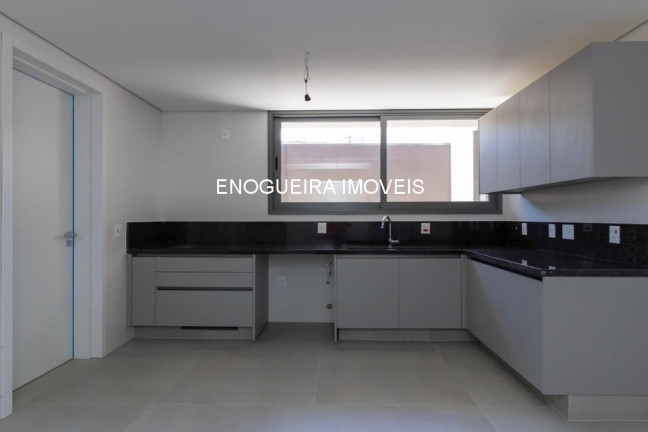 Imagem Sobrado com 4 Quartos à Venda, 370 m² em Alto De Pinheiros - São Paulo Imagem Sobrado com 4 Quartos à Venda, 370 m² em Alto De Pinheiros - São Paulo