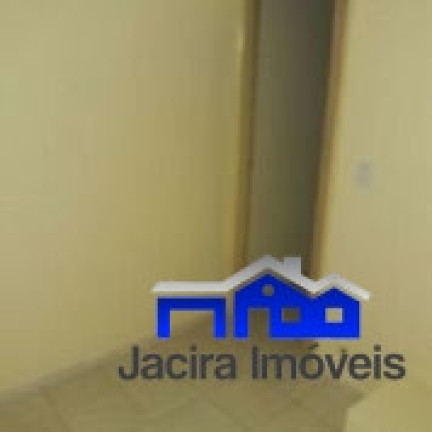 Sobrado com 2 Quartos para Alugar, 90 m² em Vila São Jorge - São Vicente