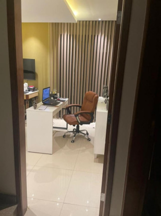 Imagem Imóvel com 3 Quartos à Venda, 166 m² em Campo Grande - Rio De Janeiro Imagem Imóvel com 3 Quartos à Venda, 166 m² em Campo Grande - Rio De Janeiro