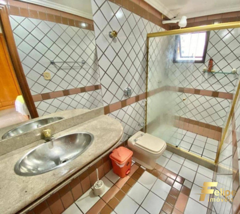 Imagem Imóvel com 4 Quartos à Venda, 180 m² em Centro - Guarapari