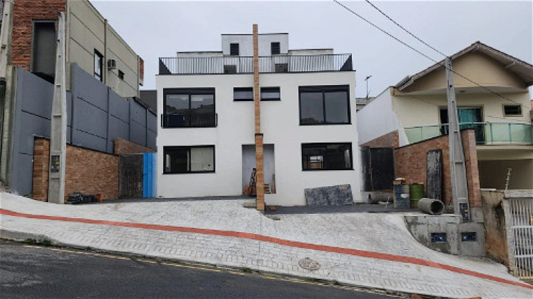 Apartamento à Venda, 185 m² em Ariribá - Balneário Camboriú
