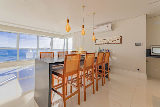 Imagem Apartamento com 5 Quartos à Venda, 342 m² em Centro - Balneário Camboriú Imagem Apartamento com 5 Quartos à Venda, 342 m² em Centro - Balneário Camboriú