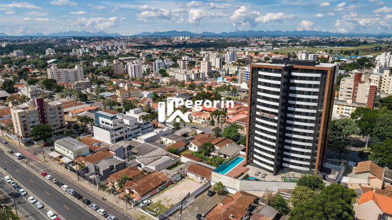 Imagem Apartamento com 3 Quartos à Venda, 110 m² em Bacacheri - Curitiba