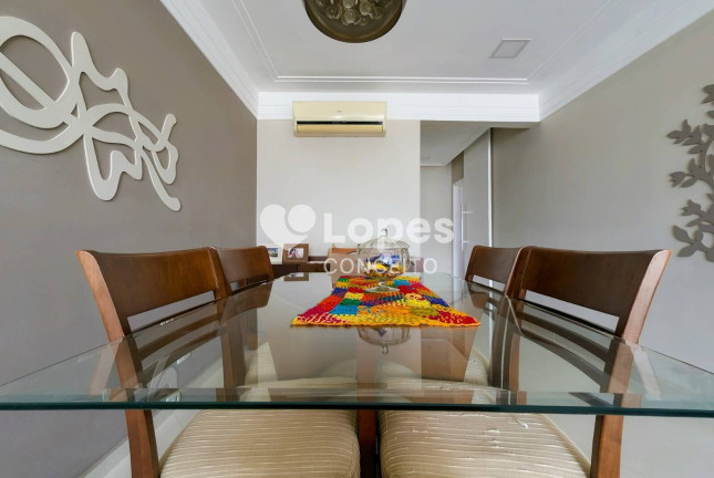 Imagem Apartamento com 2 Quartos à Venda, 100 m² em Embaré - Santos